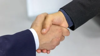紹介営業のやり方|いちばん決まりやすい新規は、今の仕事から生まれる